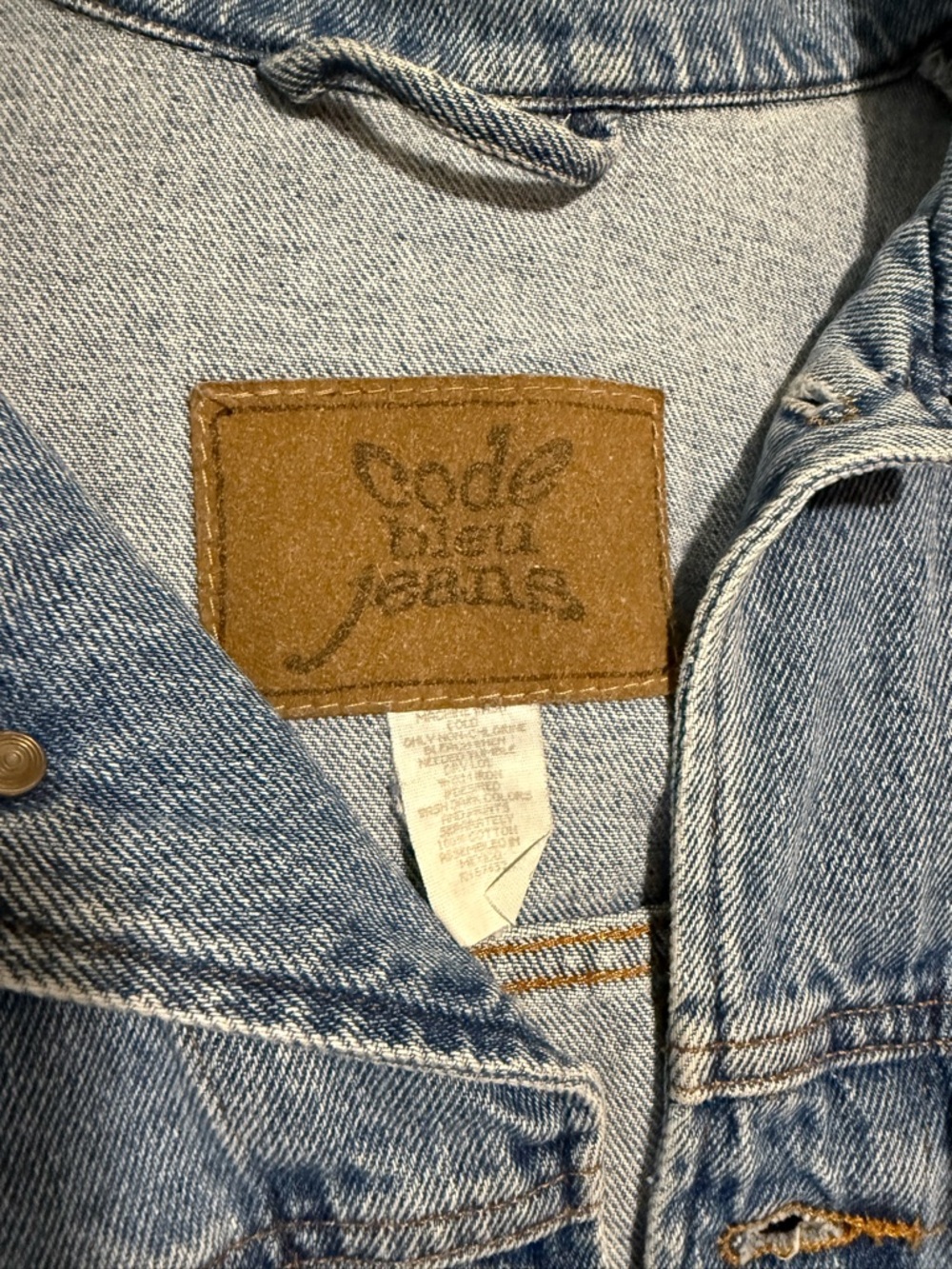 Code Bleu Jean Jacket - Picture 3 of 6